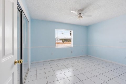Copropriété à vendre à Tampa, Floride: 2 chambres, 92.81 m2 № 2213868 - photo 17