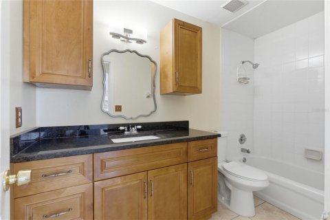 Copropriété à vendre à Tampa, Floride: 2 chambres, 92.81 m2 № 2213868 - photo 22