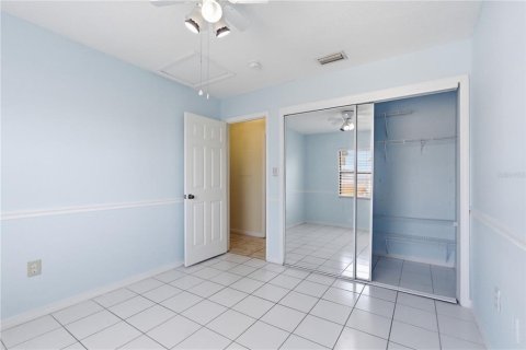 Copropriété à vendre à Tampa, Floride: 2 chambres, 92.81 m2 № 2213868 - photo 21