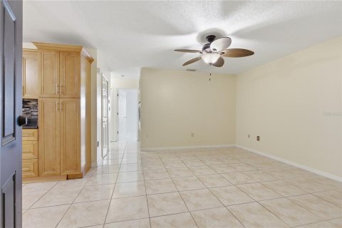 Copropriété à vendre à Tampa, Floride: 2 chambres, 92.81 m2 № 2213868 - photo 8