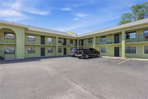 Copropriété à vendre à Tampa, Floride: 2 chambres, 92.81 m2 № 2213868 - photo 3