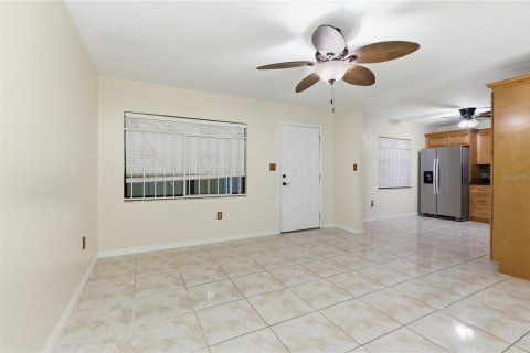 Copropriété à vendre à Tampa, Floride: 2 chambres, 92.81 m2 № 2213868 - photo 25