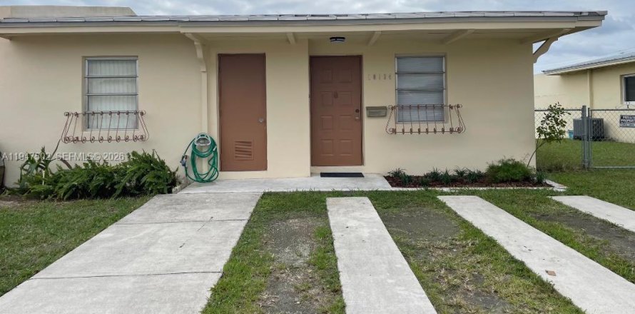 Таунхаус в Майами, Флорида 2 спальни, 95.69м2 № 2003558