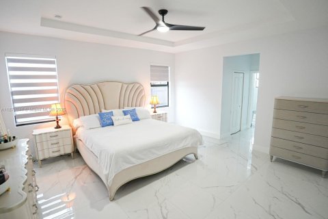 Villa ou maison à vendre à Miami, Floride: 4 chambres, 257.9 m2 № 1980689 - photo 28