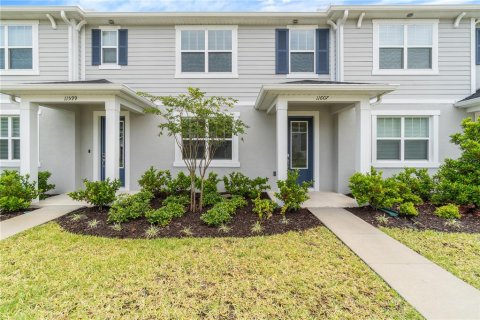 Adosado en alquiler en Orlando, Florida, 3 dormitorios, 138.52 m2 № 1681914 - foto 1