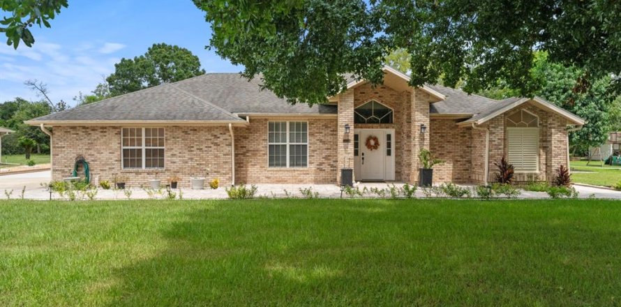 Villa ou maison à Deltona, Floride 3 chambres, 177.26 m2 № 2355044