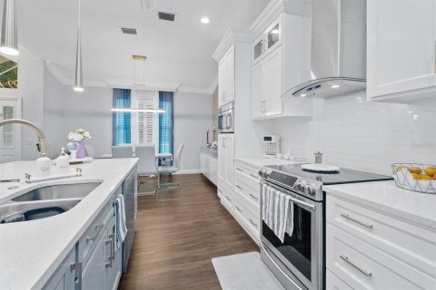 Villa ou maison à vendre à Deltona, Floride: 3 chambres, 177.26 m2 № 2355044 - photo 17