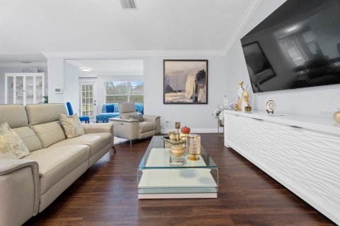 Villa ou maison à vendre à Deltona, Floride: 3 chambres, 177.26 m2 № 2355044 - photo 25