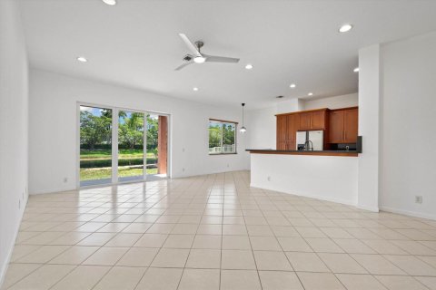 Villa ou maison à vendre à Weston, Floride: 4 chambres, 196.49 m2 № 2331280 - photo 12