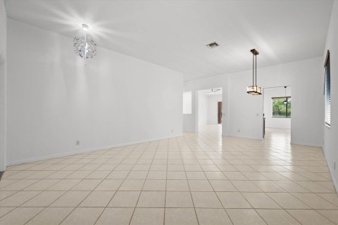 Villa ou maison à vendre à Weston, Floride: 4 chambres, 196.49 m2 № 2331280 - photo 7