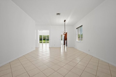 Villa ou maison à vendre à Weston, Floride: 4 chambres, 196.49 m2 № 2331280 - photo 6