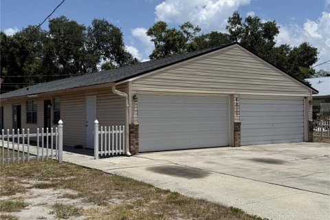 House in Palm Harbor, Florida 3 bedrooms, 93.83 sq.m. № 2231202 - photo 20