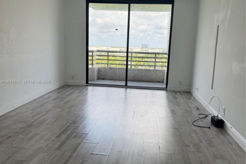 Condo in Aventura, Florida, 2 bedrooms № 2154693 - photo 5