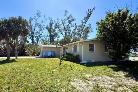 House in Englewood, Florida 2 bedrooms, 116.31 sq.m. № 1547836 - photo 4