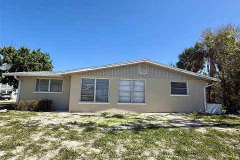 House in Englewood, Florida 2 bedrooms, 116.31 sq.m. № 1547836 - photo 7