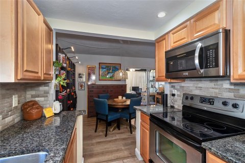 Copropriété à vendre à Clearwater, Floride: 2 chambres, 102.19 m2 № 1853406 - photo 13