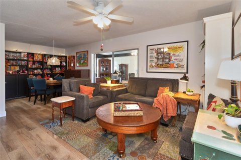 Copropriété à vendre à Clearwater, Floride: 2 chambres, 102.19 m2 № 1853406 - photo 9