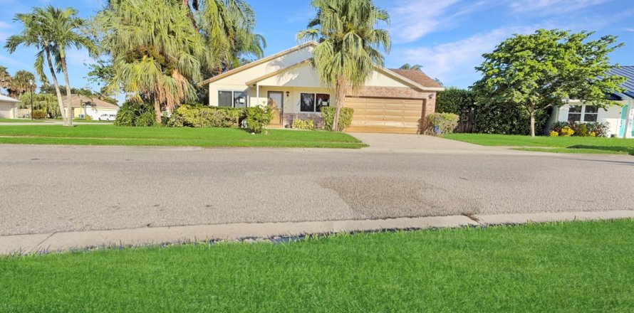 Villa ou maison à Jupiter, Floride 2 chambres, 108.05 m2 № 2394751
