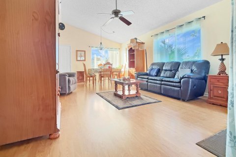 Villa ou maison à vendre à Jupiter, Floride: 2 chambres, 108.05 m2 № 2394751 - photo 6