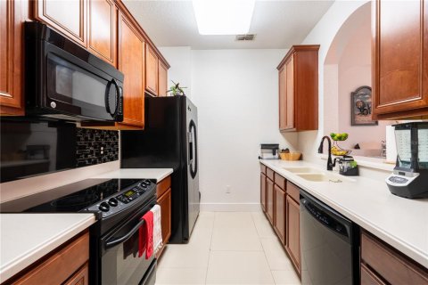Copropriété à vendre à Orlando, Floride: 3 chambres, 115.85 m2 № 1894414 - photo 4
