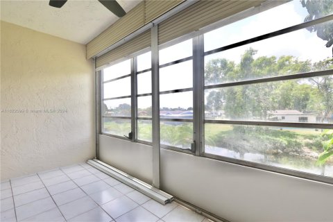 Condo in Margate, Florida, 1 bedroom  № 1762717 - photo 20