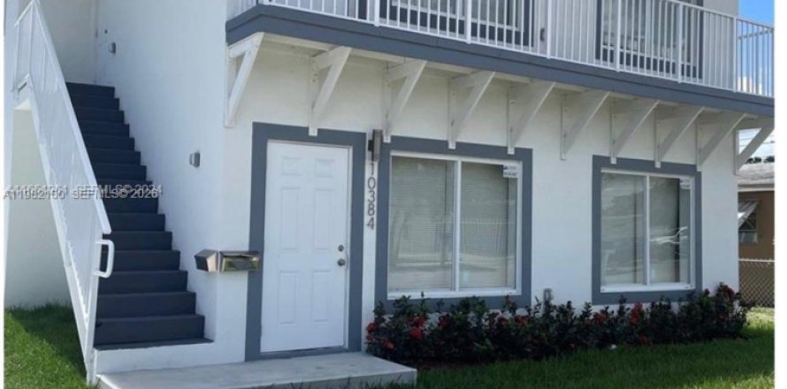 Villa ou maison à Miami, Floride 3 chambres, 220.55 m2 № 2045024