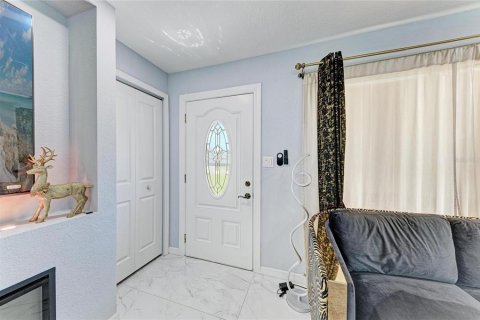 Villa ou maison à vendre à Bradenton, Floride: 4 chambres, 130.81 m2 № 2391200 - photo 5