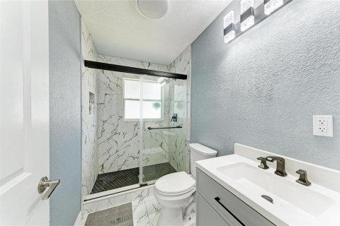 Villa ou maison à vendre à Bradenton, Floride: 4 chambres, 130.81 m2 № 2391200 - photo 29