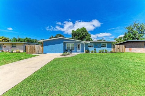 Villa ou maison à vendre à Bradenton, Floride: 4 chambres, 130.81 m2 № 2391200 - photo 2