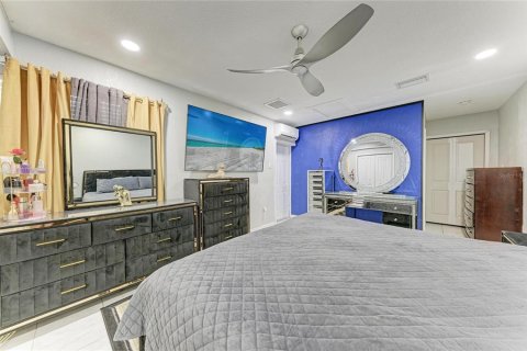 Villa ou maison à vendre à Bradenton, Floride: 4 chambres, 130.81 m2 № 2391200 - photo 18
