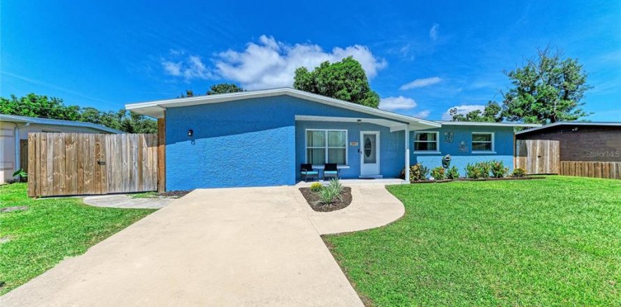 Villa ou maison à Bradenton, Floride 4 chambres, 130.81 m2 № 2391200