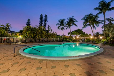 Condo in Boca Raton, Florida, 1 bedroom № 2263779 - photo 29