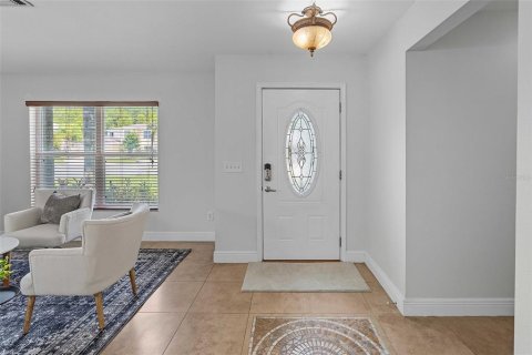 Casa en venta en Orlando, Florida, 6 dormitorios, 327.11 m2 № 2238517 - foto 9