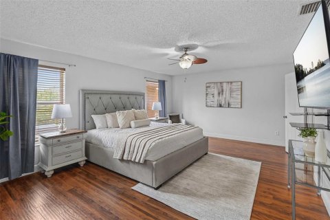 Casa en venta en Orlando, Florida, 6 dormitorios, 327.11 m2 № 2238517 - foto 29