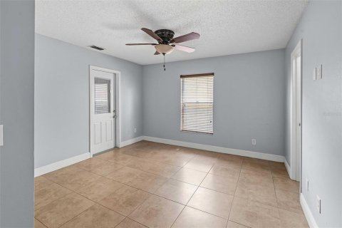 Casa en venta en Orlando, Florida, 6 dormitorios, 327.11 m2 № 2238517 - foto 25