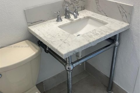 Снять в аренду виллу или дом в Дейви, Флорида 3 спальни, 96.15м2, № 2030752 - фото 14