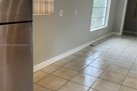 Снять в аренду виллу или дом в Дейви, Флорида 3 спальни, 96.15м2, № 2030752 - фото 16