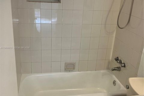 Снять в аренду виллу или дом в Дейви, Флорида 3 спальни, 96.15м2, № 2030752 - фото 15