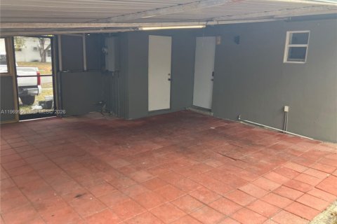 Снять в аренду виллу или дом в Дейви, Флорида 3 спальни, 96.15м2, № 2030752 - фото 20