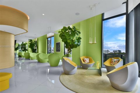 Condo in Miami, Florida, 1 bedroom № 2082913 - photo 24