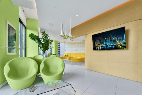 Condo in Miami, Florida, 1 bedroom № 2082913 - photo 18