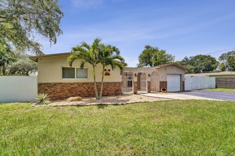 House in Cooper City, Florida 3 bedrooms, 156.73 sq.m. № 2087807 - photo 7