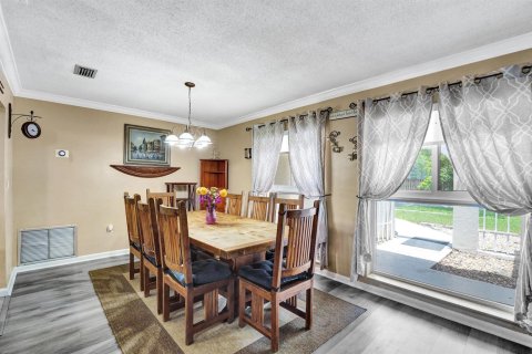 House in Cooper City, Florida 3 bedrooms, 156.73 sq.m. № 2087807 - photo 22