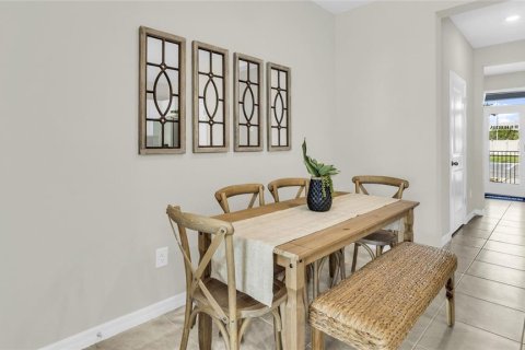 Townhouse in Sarasota, Florida 3 bedrooms, 155.43 sq.m. № 1649605 - photo 6