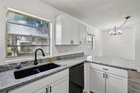 Casa en venta en Astor, Florida, 3 dormitorios, 114.08 m2 № 2151108 - foto 16