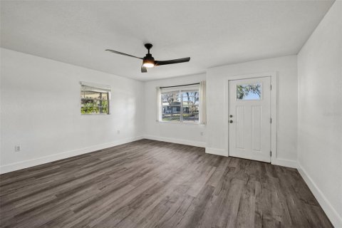 Casa en venta en Astor, Florida, 3 dormitorios, 114.08 m2 № 2151108 - foto 9