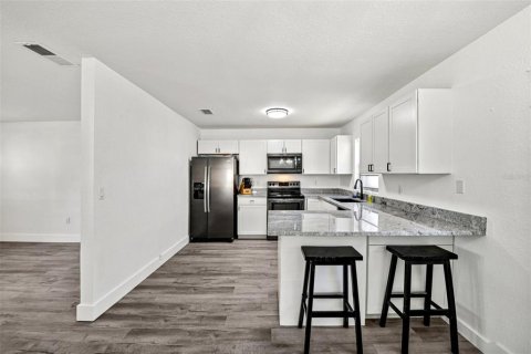 Casa en venta en Astor, Florida, 3 dormitorios, 114.08 m2 № 2151108 - foto 13