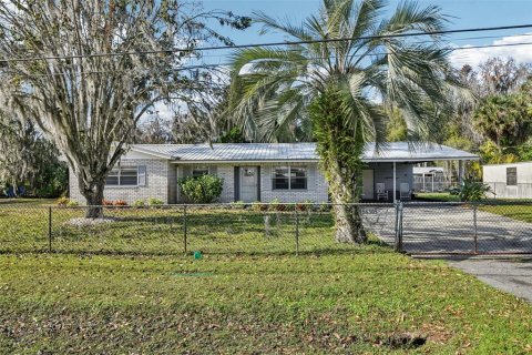 Casa en Astor, Florida 3 dormitorios, 114.08 m2 № 2151108