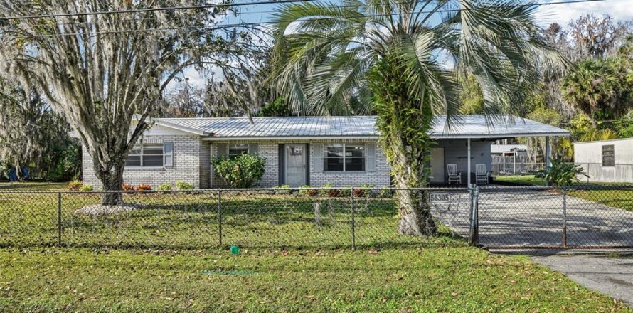 Casa en Astor, Florida 3 dormitorios, 114.08 m2 № 2151108
