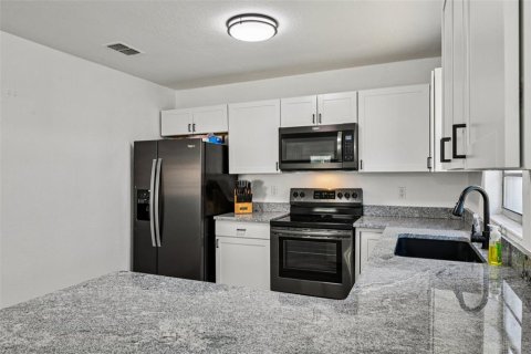 Casa en venta en Astor, Florida, 3 dormitorios, 114.08 m2 № 2151108 - foto 12